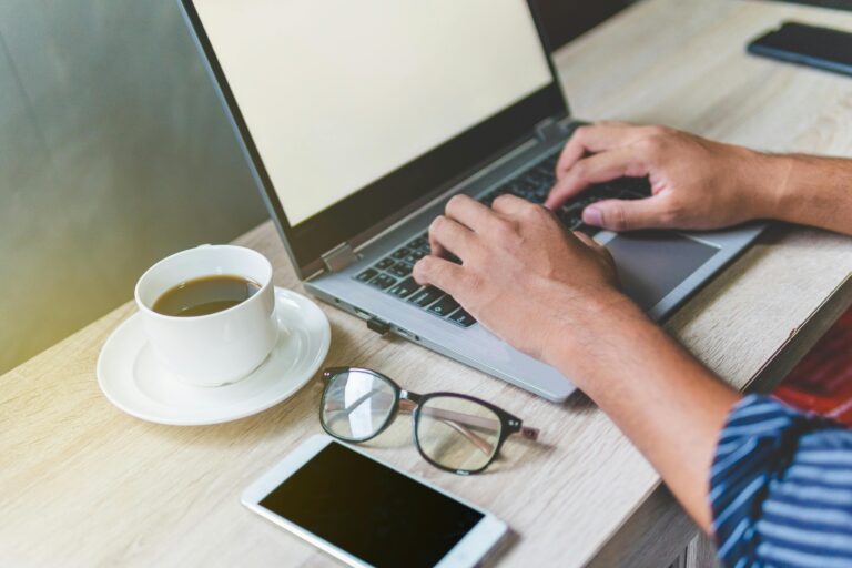 Como Redigir uma Redação com Base em Temas do ENEM