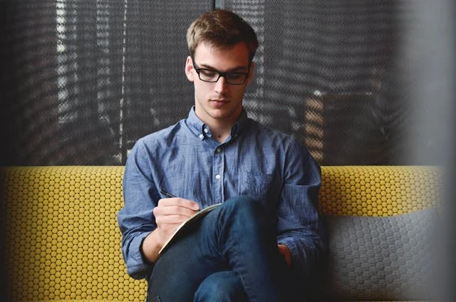 19 conectivos para introdução na redação (com exemplos)